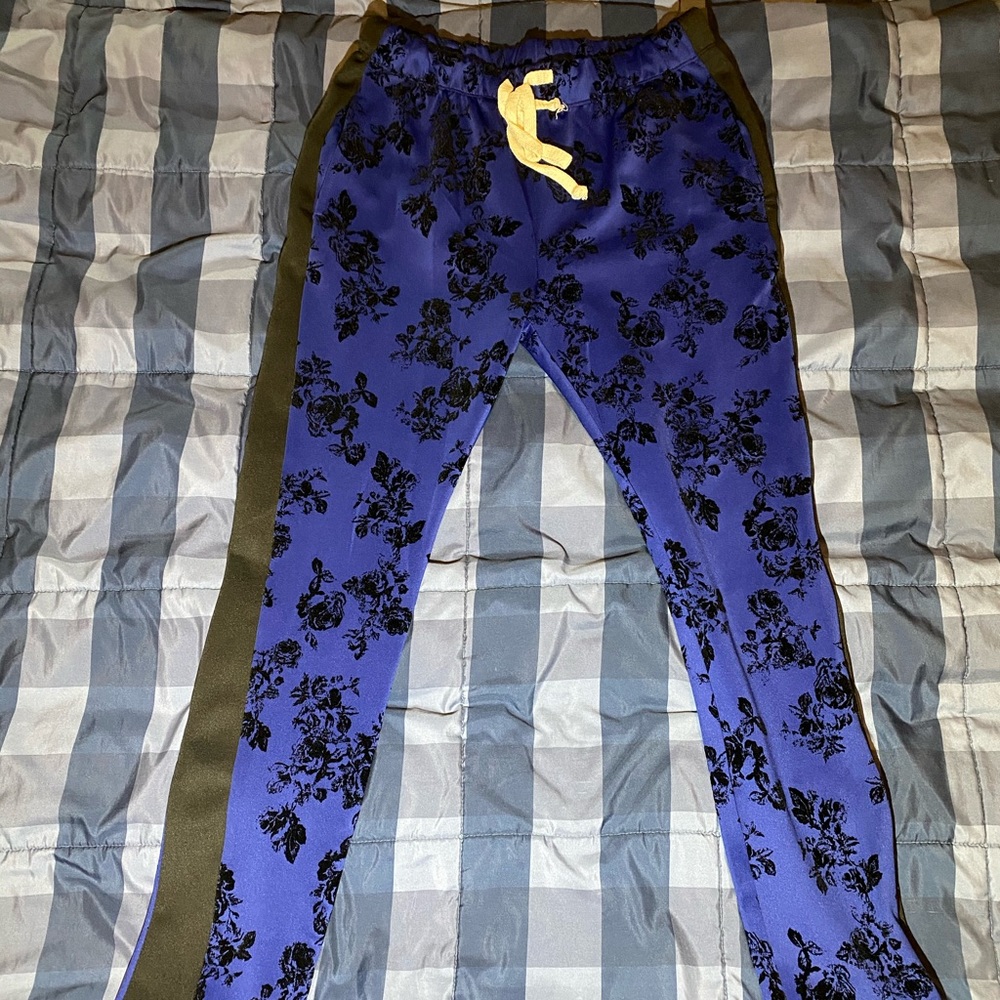 Floral design joggers